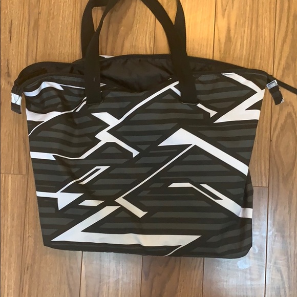 Under Armour geometric gym bag - Picture 5 of 6